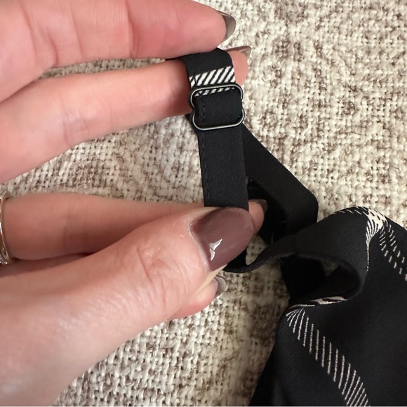 Cabi Check Crossover Tank - Picture 4 of 7